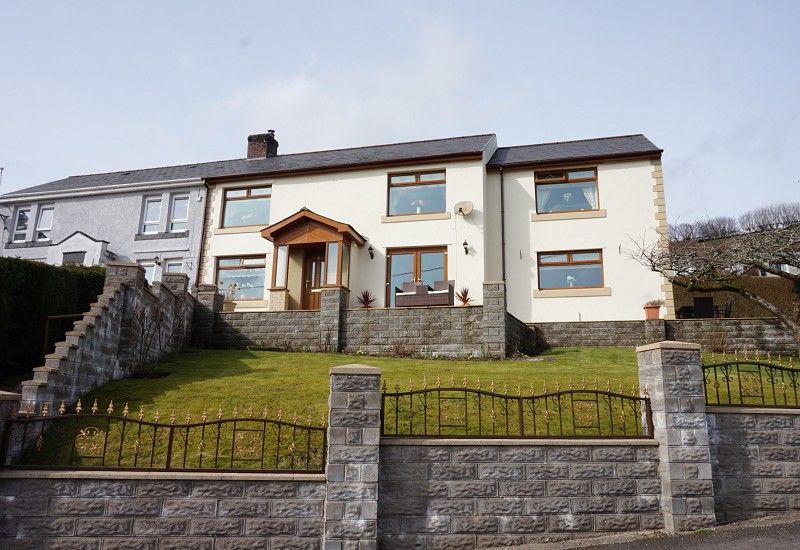 3 bed semidetached house for sale in Heol PantYrAwel, Pantyrawel, Bridgend, Bridgend County