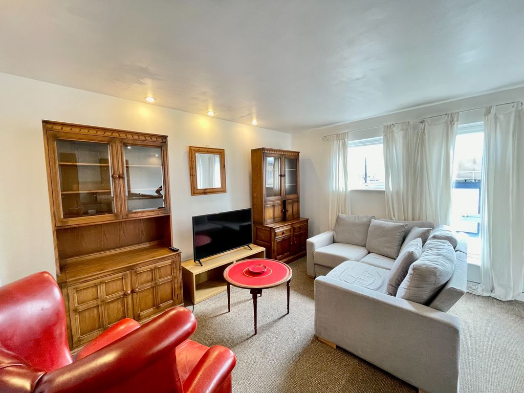 2 bed flat to rent in 288 Stretford Road, Manchester M15 Zoopla