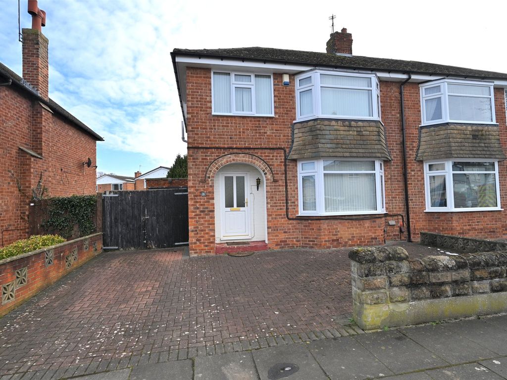 3 bed semidetached house for sale in Loraine Crescent, Darlington DL1