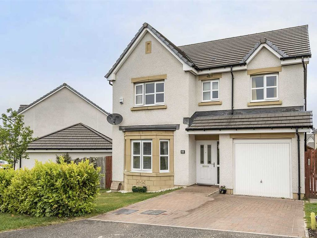 4 bed property for sale in Blackhill Brae, Crossgates, Cowdenbeath KY4