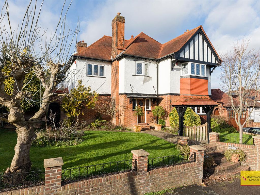 Viga Road, London N21  