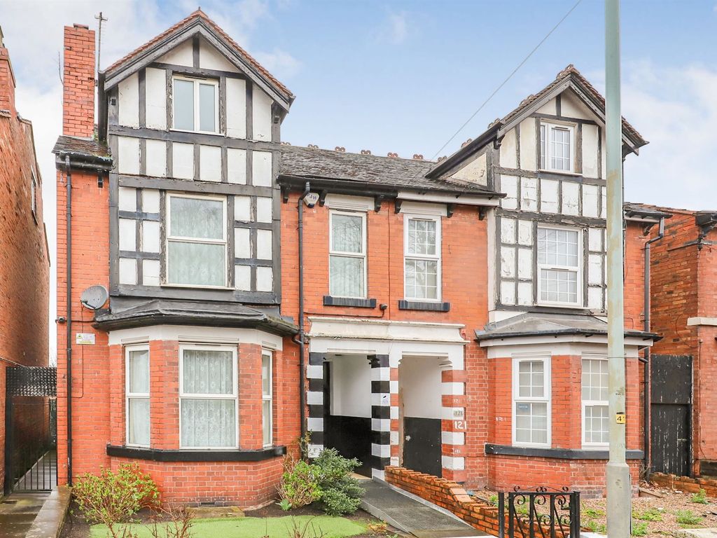 3 bed semidetached house for sale in Waterloo Road, City Centre
