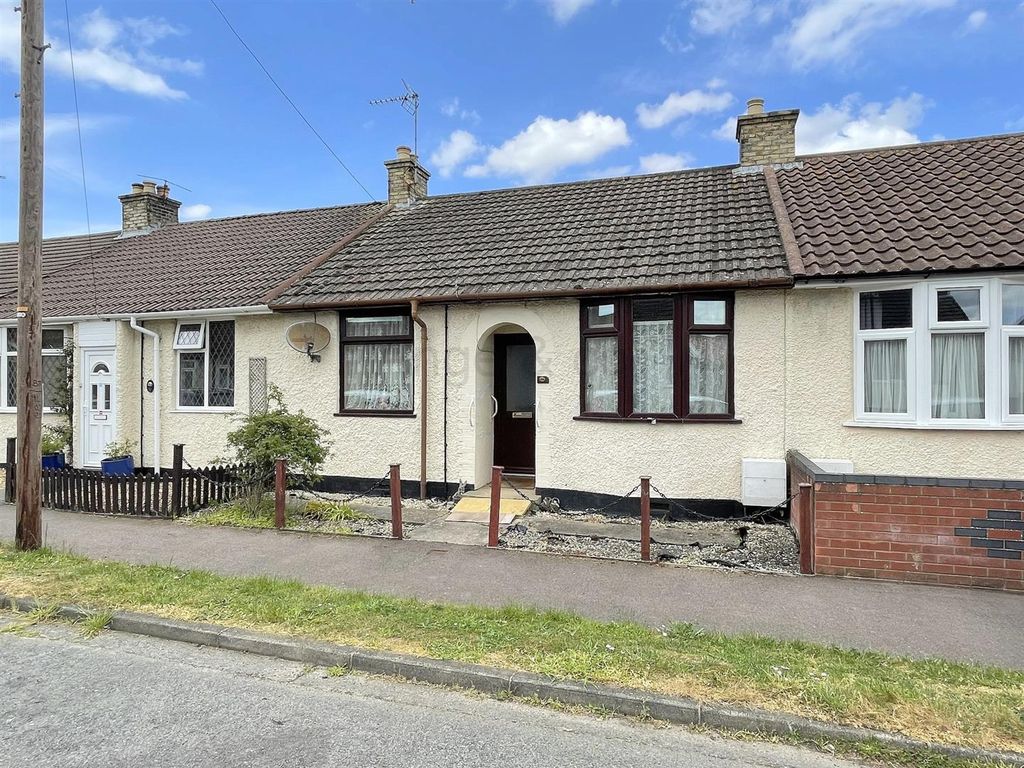 2 bed terraced bungalow for sale in Ship Road, Pakefield, Lowestoft