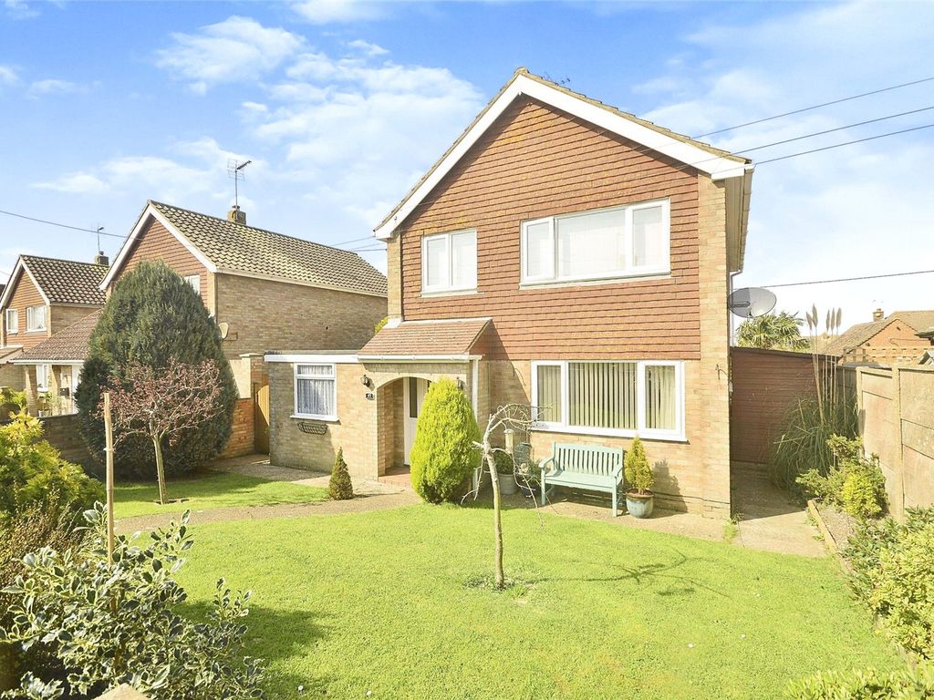 3 bed detached house for sale in Station Road, Lydd, Romney Marsh, Kent