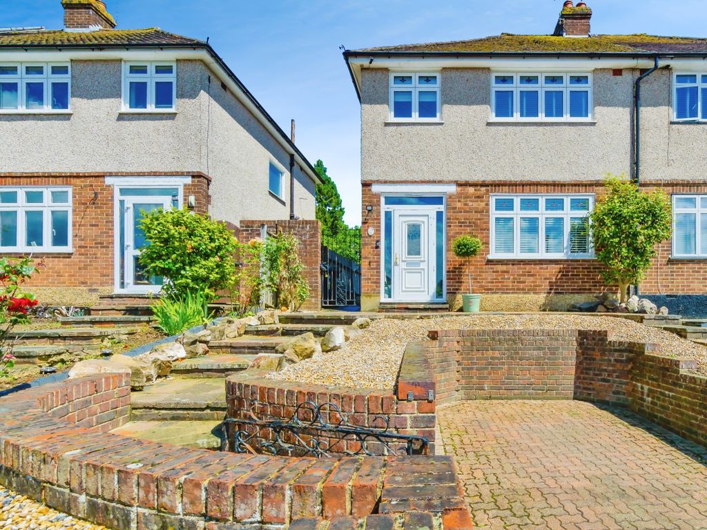 3 bed semidetached house for sale in Campbell Road, Caterham, Surrey