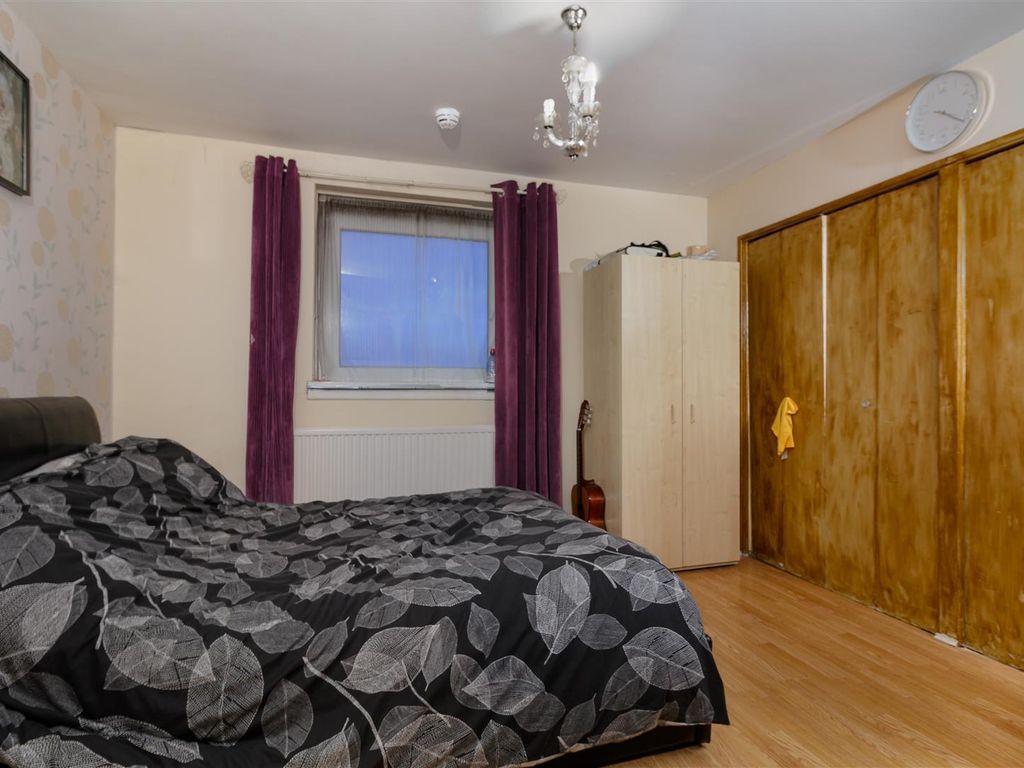 1 bed flat for sale in Flat 40, Stella House, 900 High Road