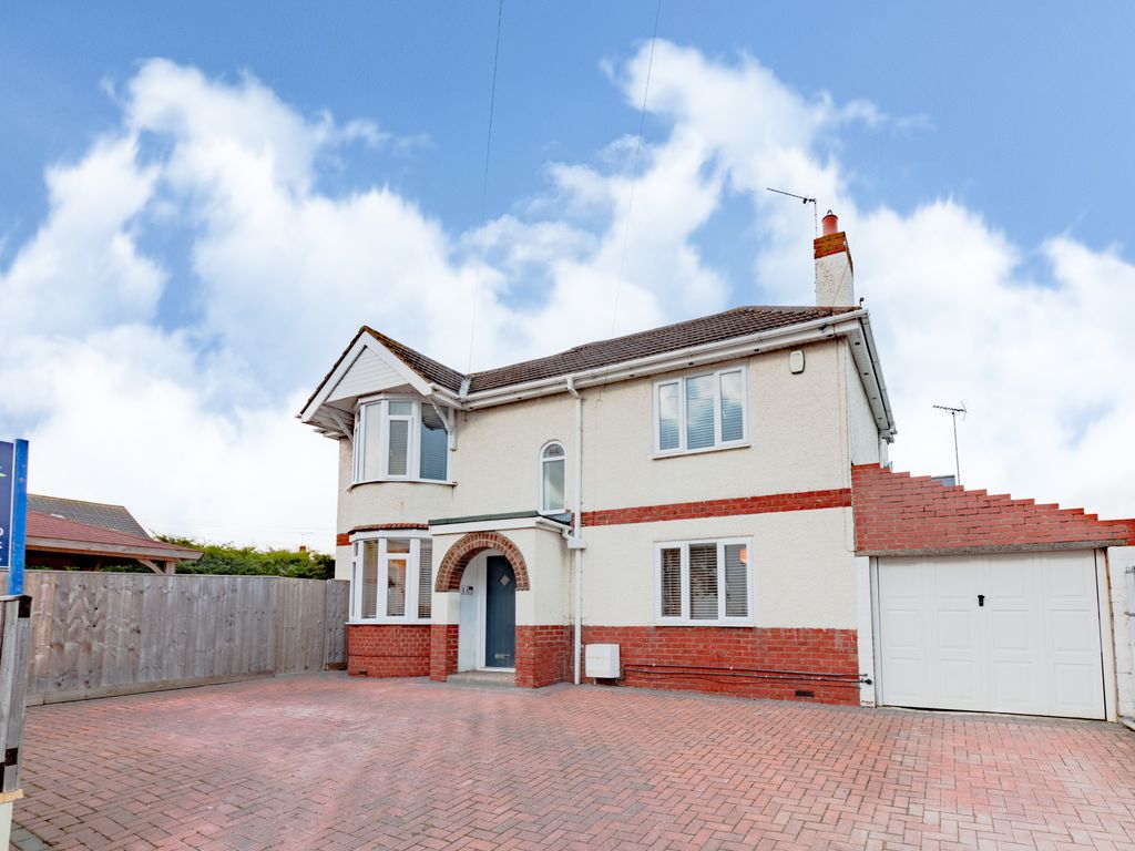 3 bed detached house for sale in Wheeler Avenue, Swindon, Wiltshire SN2