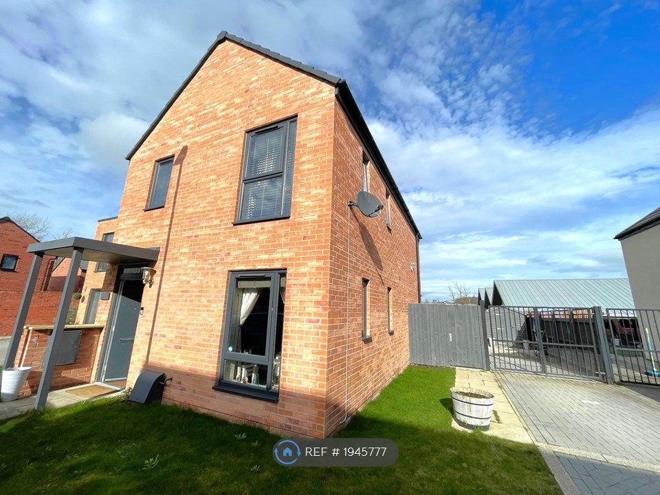 3 bed semidetached house to rent in Fletchers Way, Allerton Bywater