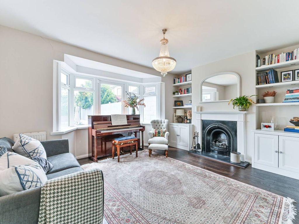 5 bed detached house for sale in Pollards Hill West, Norbury, London