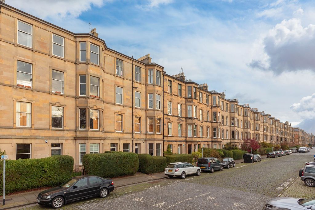 4 bed flat for sale in 100/6 Thirlestane Road, Marchmont, Edinburgh EH9