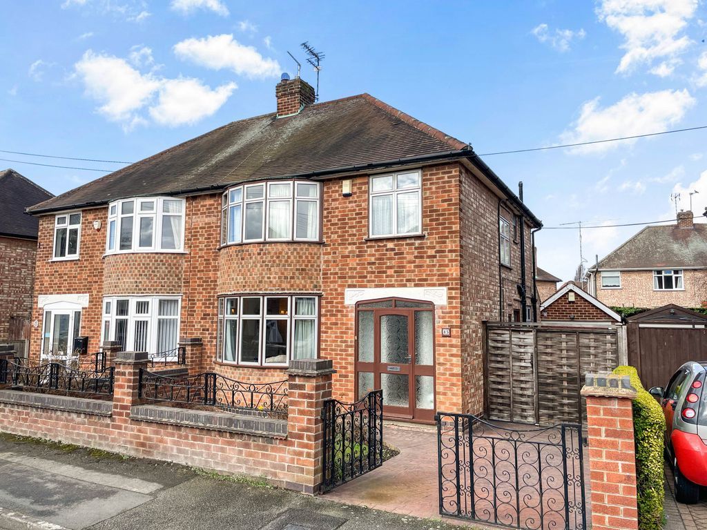 3 bed semidetached house for sale in Crofton Road, Attenborough, Beeston, Nottingham NG9 Zoopla
