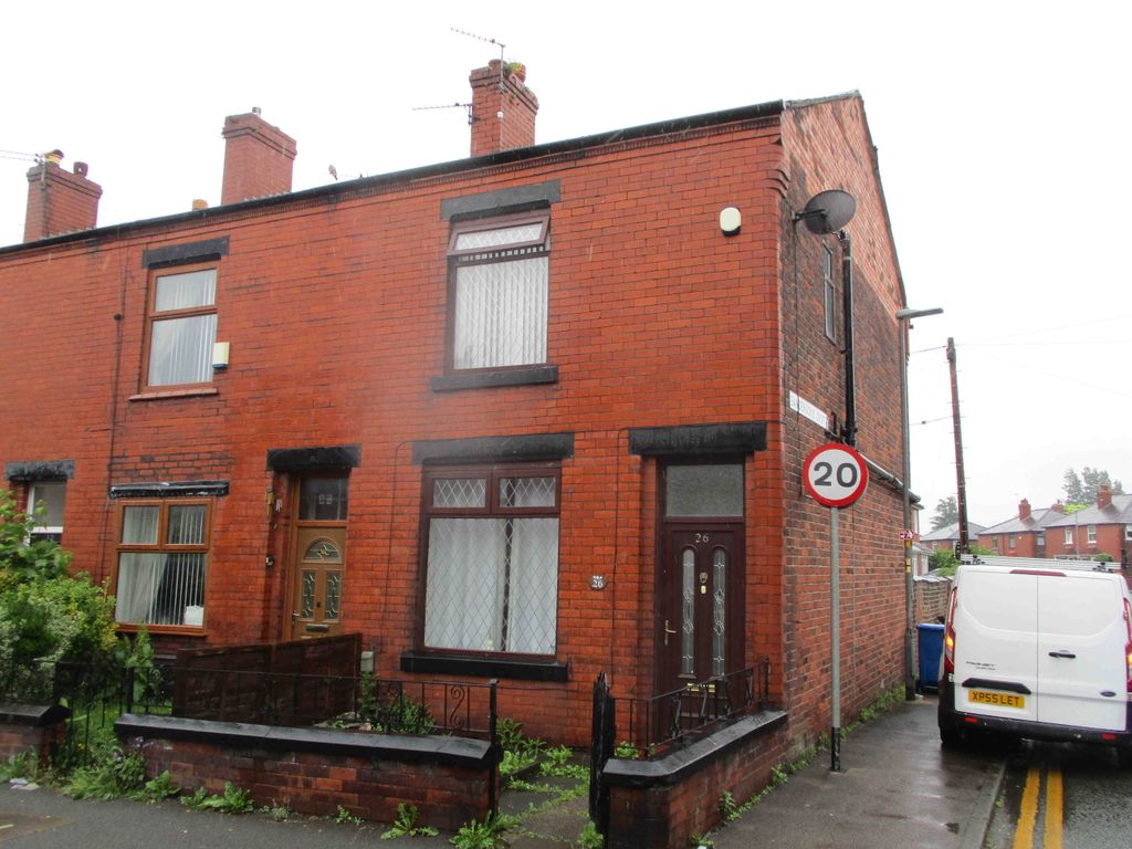 3 bed end terrace house to rent in Manchester Road, Leigh, Greater