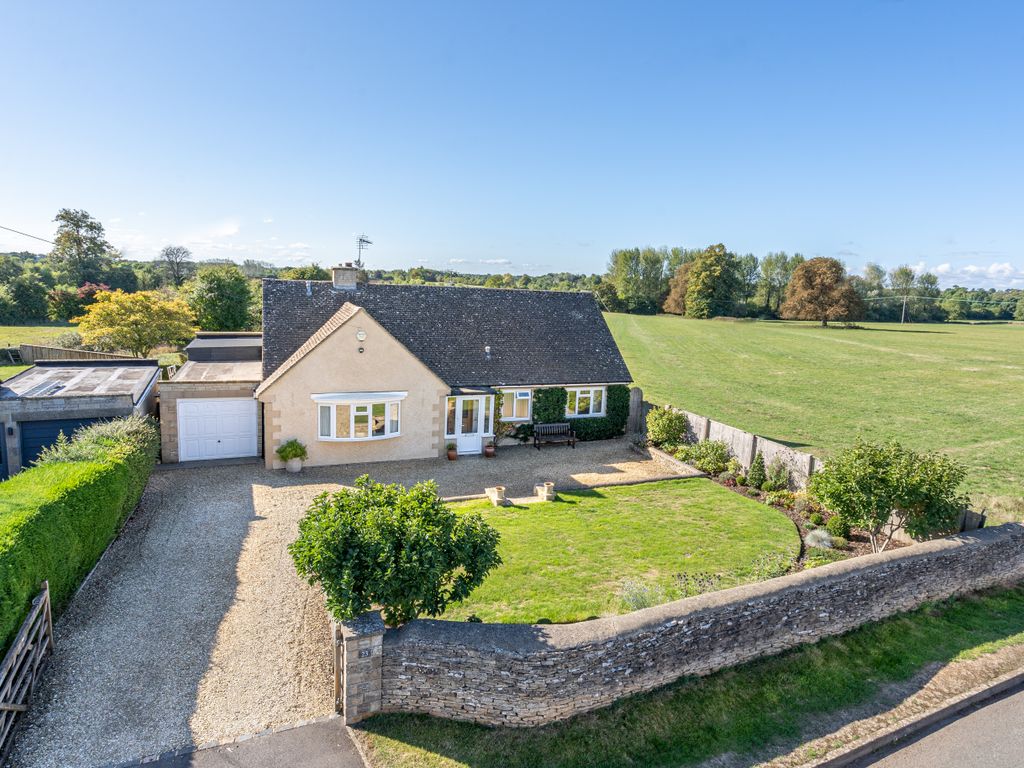 4 bed property for sale in Longfurlong Lane, Long Furlong, Tetbury GL8