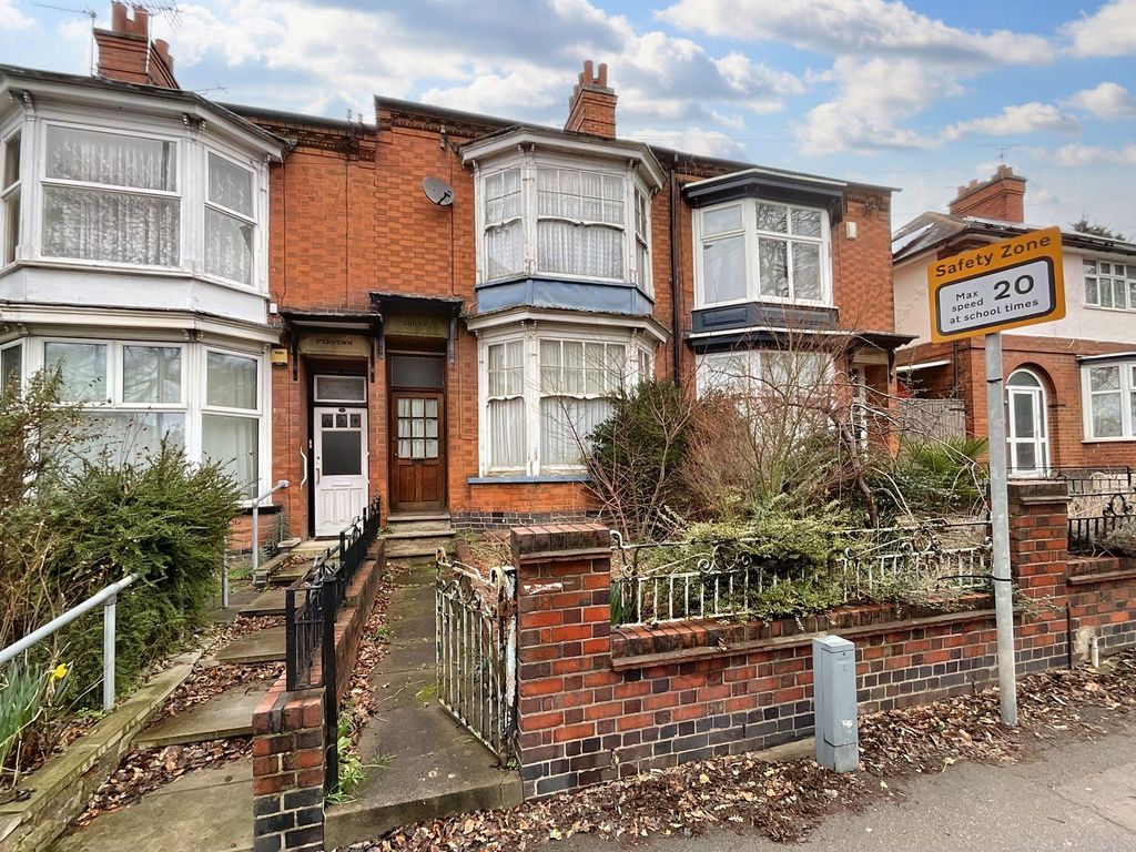 3 bed terraced house for sale in Station Road, Wigston LE18 Zoopla