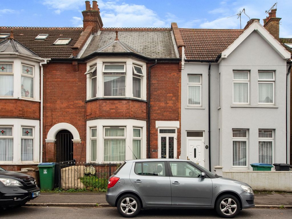 Whippendell Road, Watford WD18  