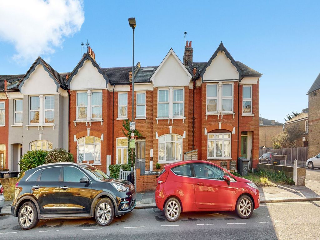 3 bed flat to rent in Myddleton Road, Bounds Green N22 Zoopla