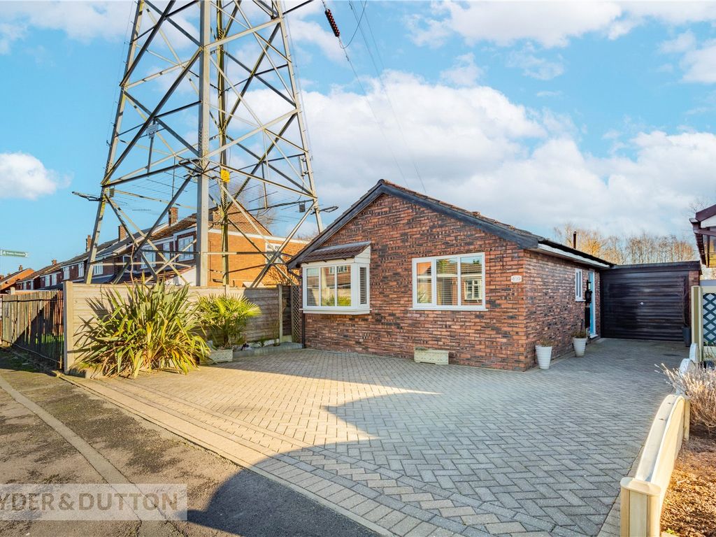 3 bed detached bungalow for sale in Leicester Road, Failsworth