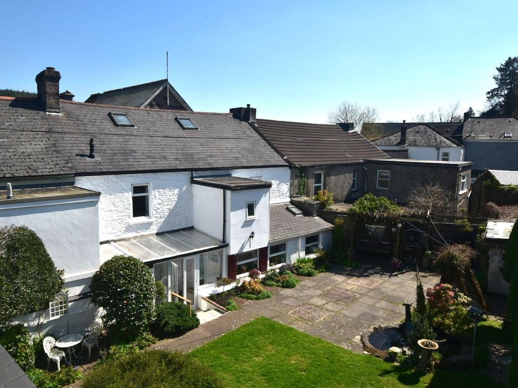 5 bed cottage for sale in Fore Street, Gunnislake PL18 Zoopla