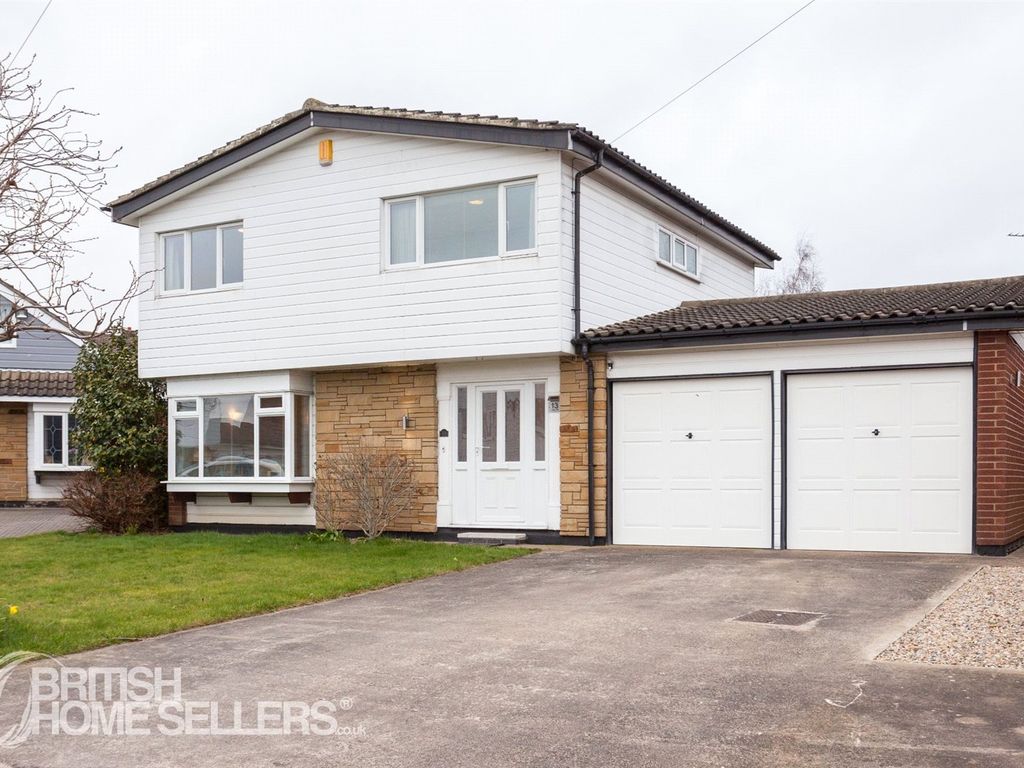 5 bed detached house for sale in Gipsy Hill, Woodlesford, Leeds, West