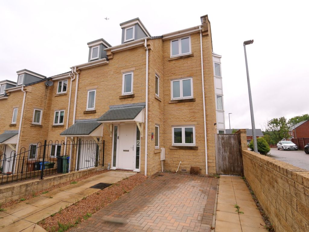 3 bed semidetached house for sale in Pudding Fold, Hyde, Greater