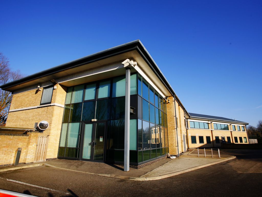 Hoffmans Way, Chelmsford CM1  