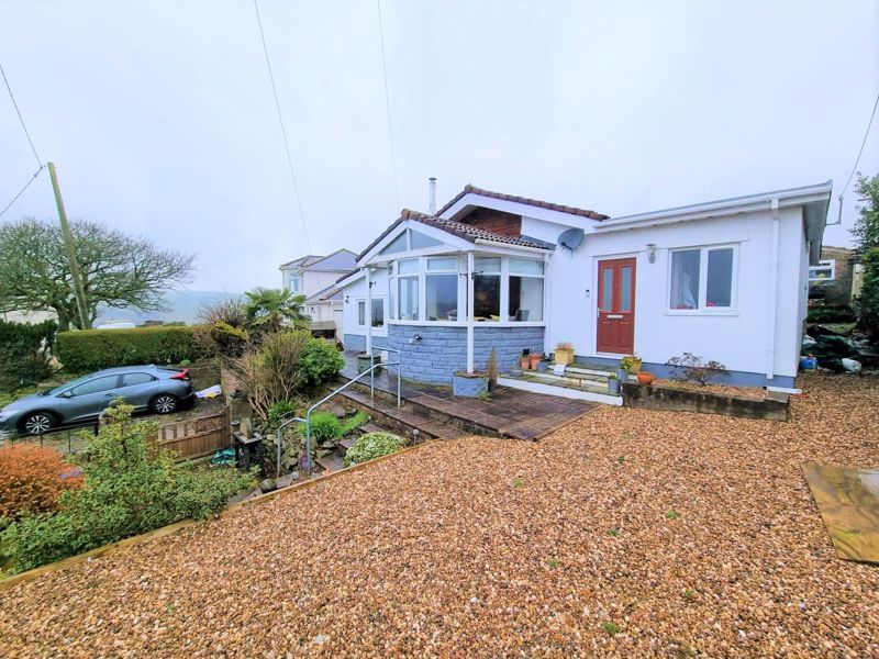3 bed detached bungalow for sale in Pleasant View, Bedlinog, Treharris