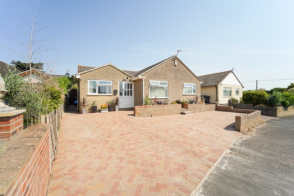 3 bed bungalow for sale in Pinewood Way, Brean, BurnhamOnSea TA8 Zoopla