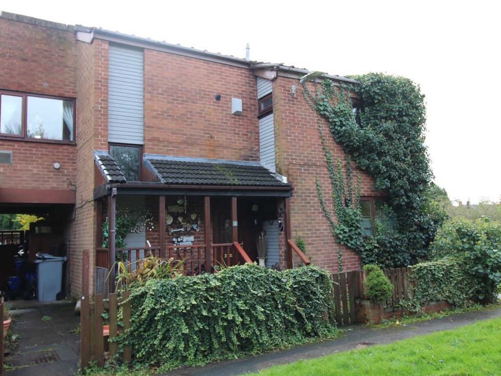 4 bed end terrace house for sale in Budworth Walk, Wilmslow, Cheshire