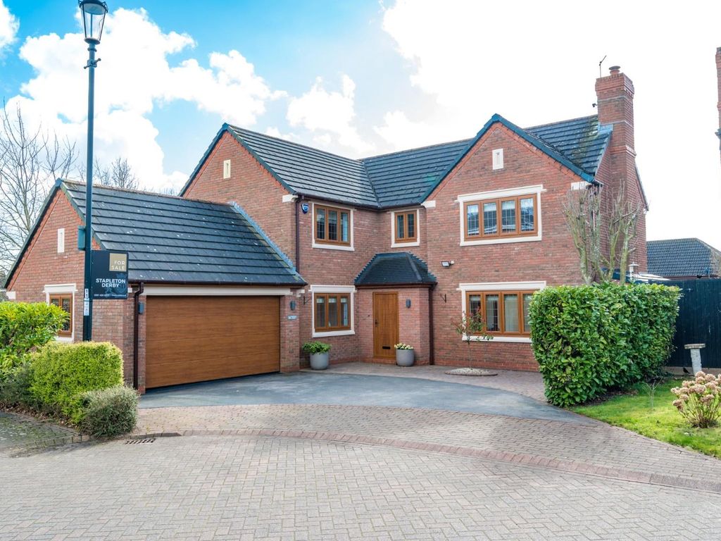 5 bed detached house for sale in Mersham Court, Widnes WA8 Zoopla