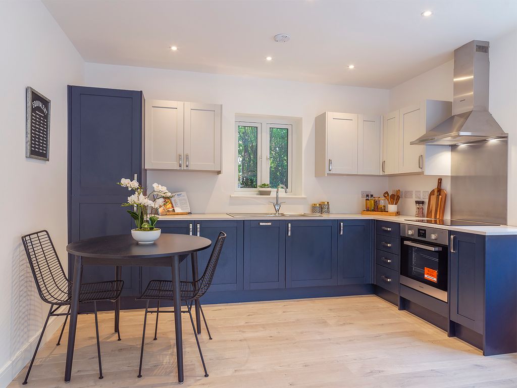 New home, 2 bed flat for sale in Station Road, Leatherhead KT22 Zoopla