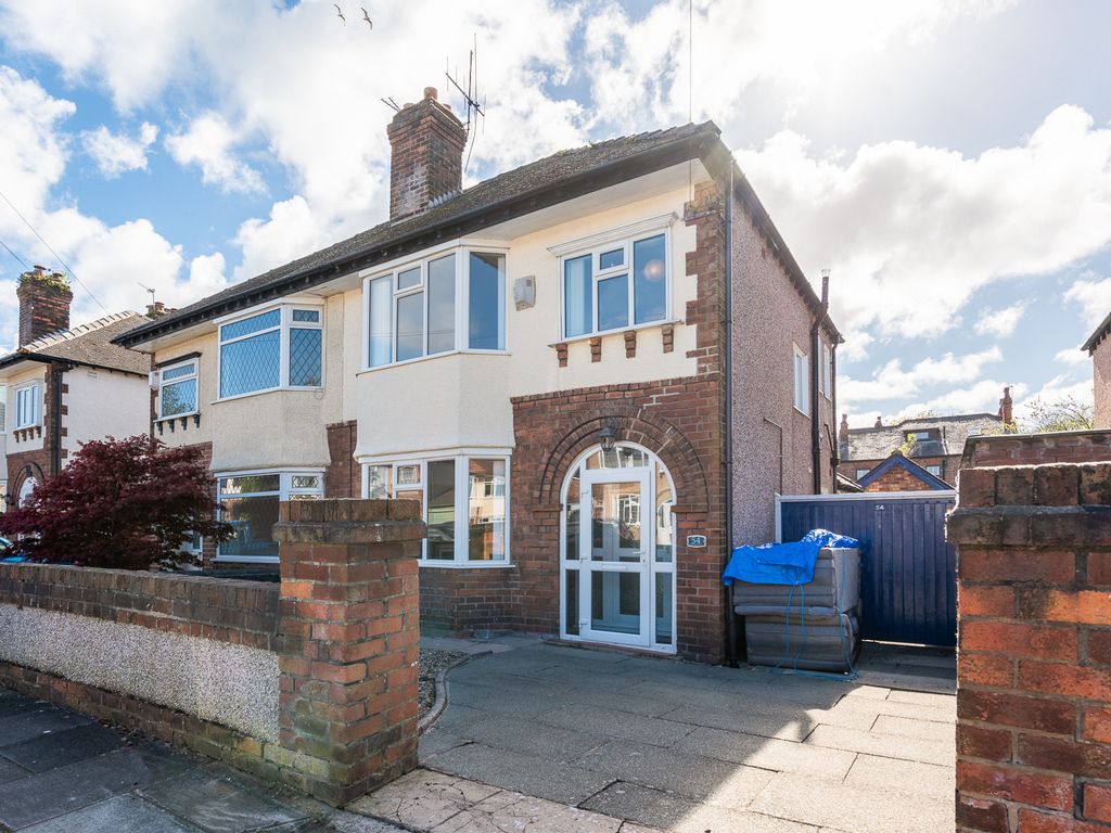 3 bed semidetached house for sale in Heather Dene, Wirral, Merseyside