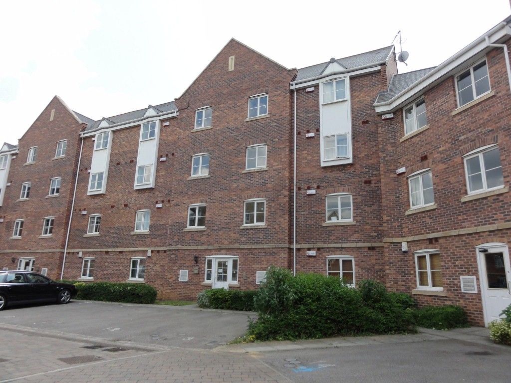 2 bed flat to rent in Henry Bird Way, Southbridge, Northampton NN4 Zoopla