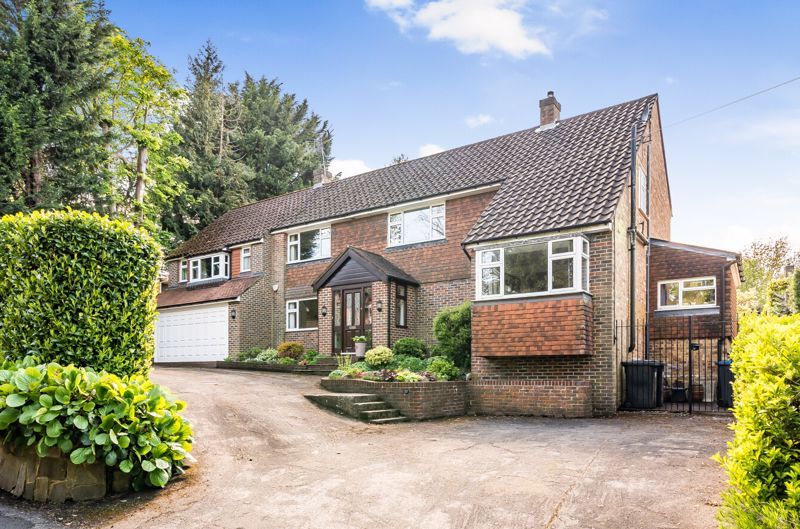 6 bed detached house for sale in Kenley Lane, Kenley CR8, £1,150,000