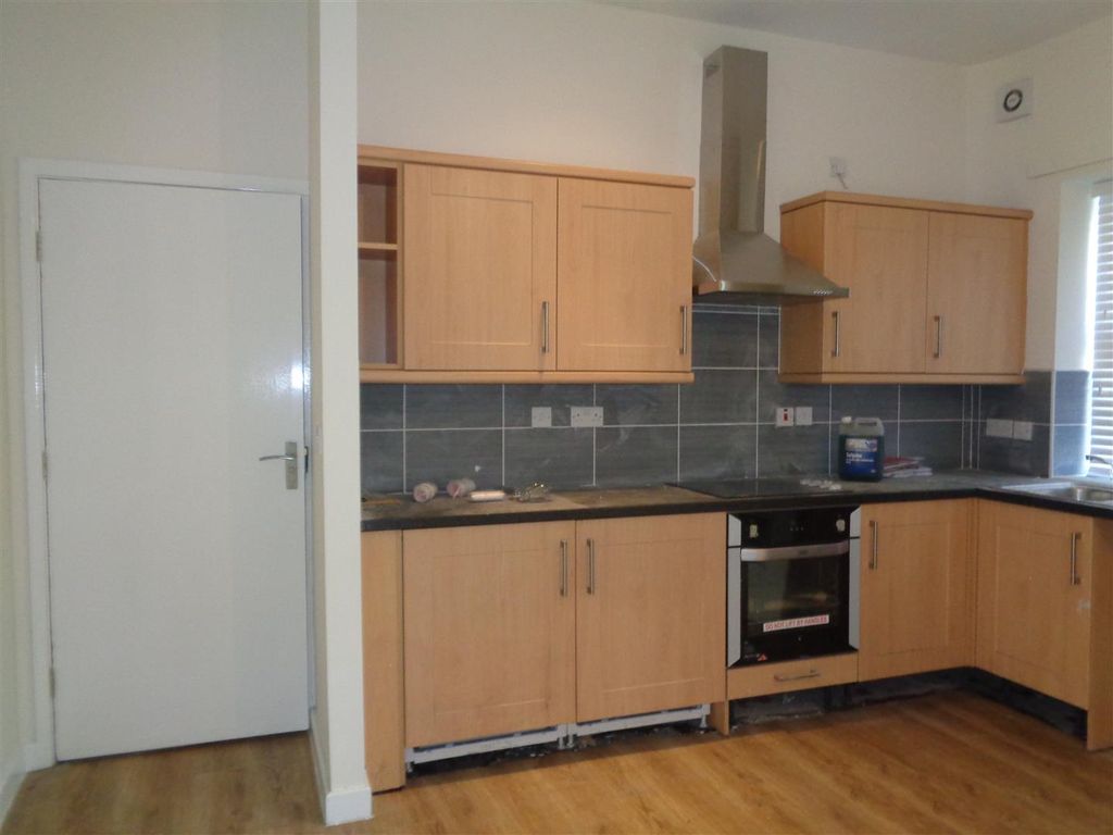 2 bed flat to rent in Kemble Street, Prescot, Merseyside L34 Zoopla