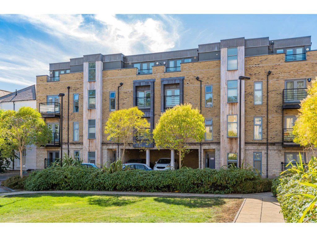 2 bed flat for sale in Church Street, Maidstone ME14 Zoopla