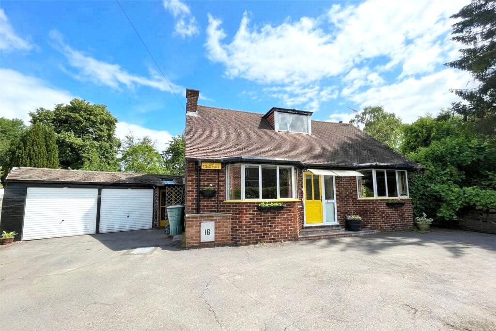 3 bed detached house for sale in Vale Road, Ash Vale, Guildford, Surrey