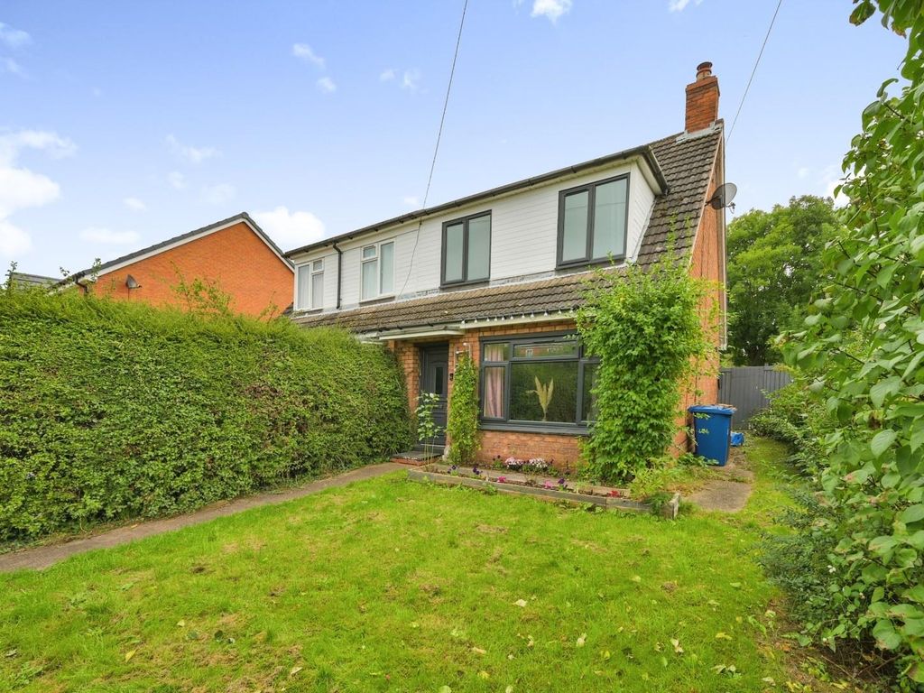 2 bed property for sale in Somerville Road, Alrewas, BurtonOnTrent