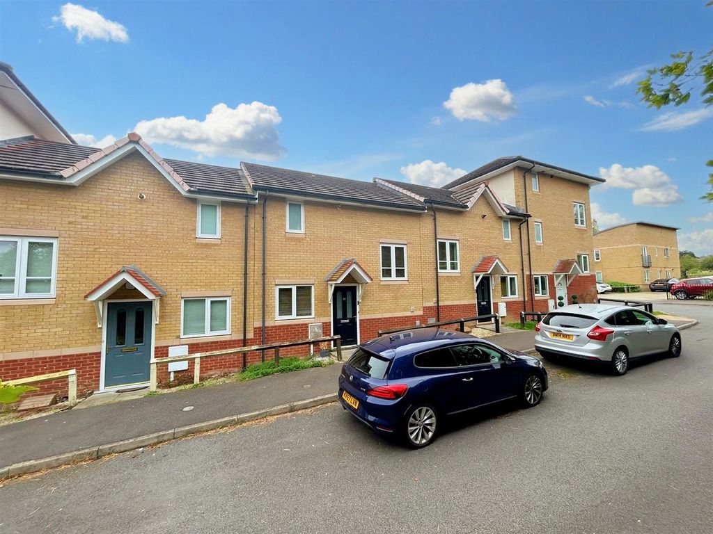2 bed terraced house for sale in Oldham Rise, Medbourne, Milton Keynes