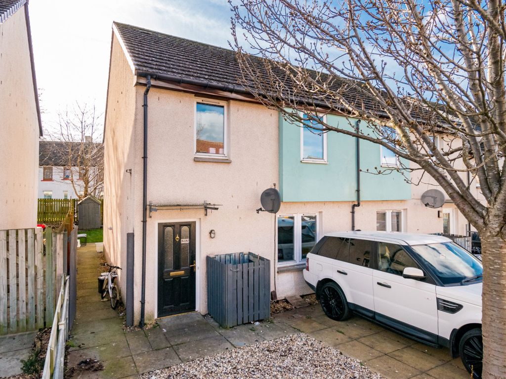 3 bed end terrace house for sale in 22 Castleview Grove, Craigmillar