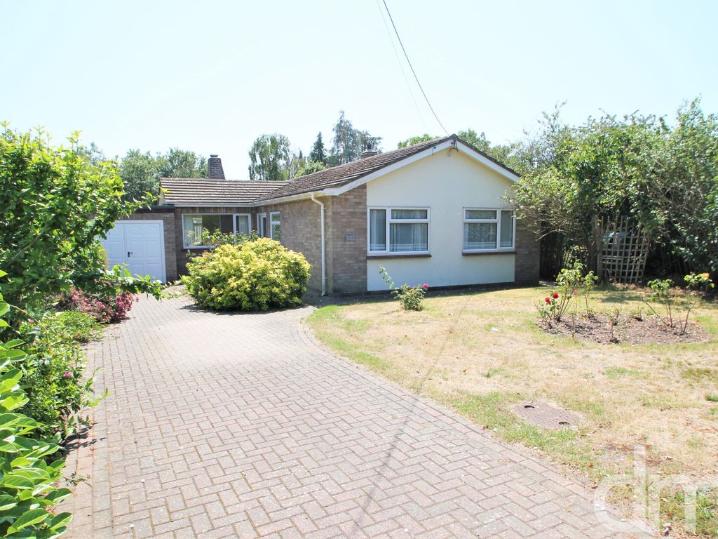 3 bed detached bungalow for sale in Colchester Road, Great Totham