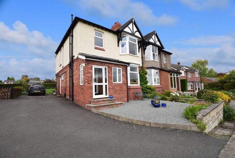 3 bed semidetached house for sale in The Orchards, Old Hall Street