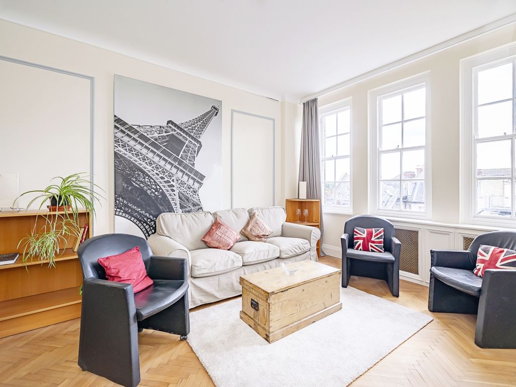 2 bed flat to rent in Queensway, London W2, £3,000 pcm Zoopla