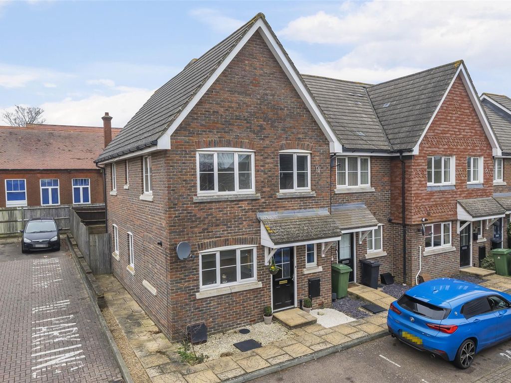 3 bed terraced house for sale in Westborough Mews, Maidstone ME16 Zoopla