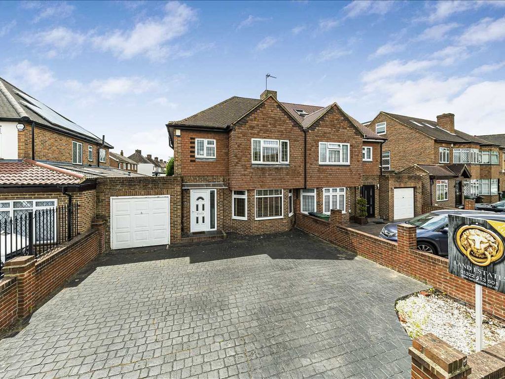 3 bed property for sale in Shepherds Lane, Dartford DA1, £675,000 Zoopla