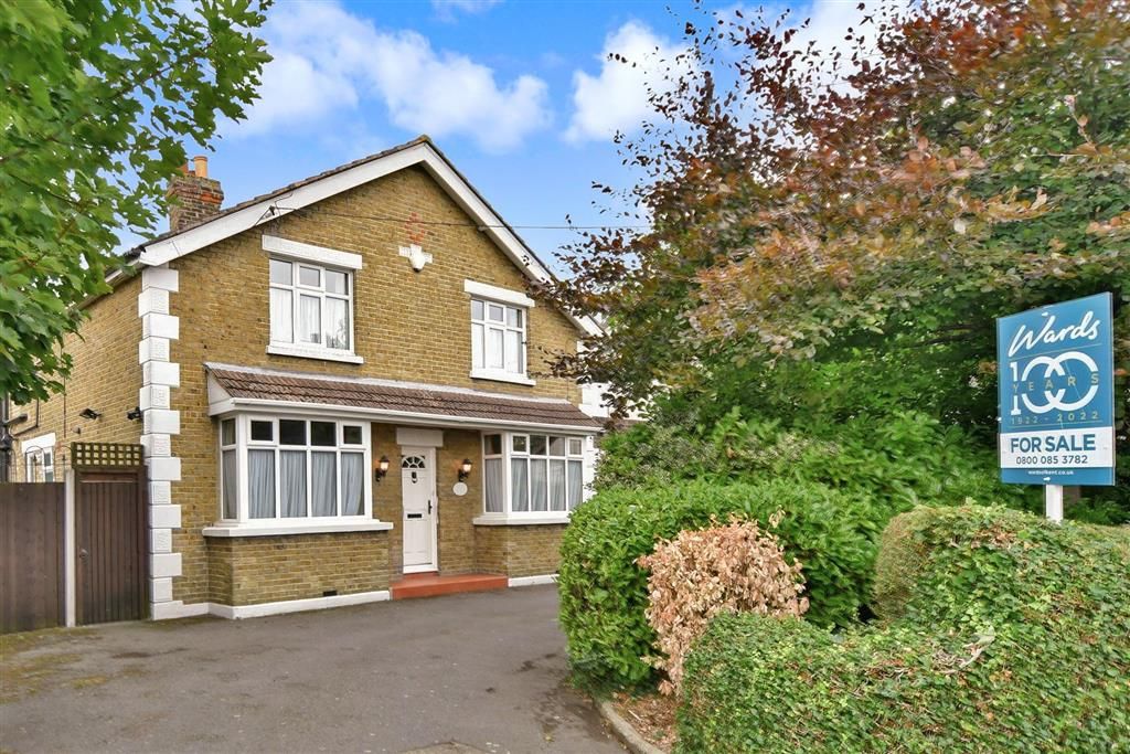 4 bed detached house for sale in Walderslade Road, Walderslade, Chatham