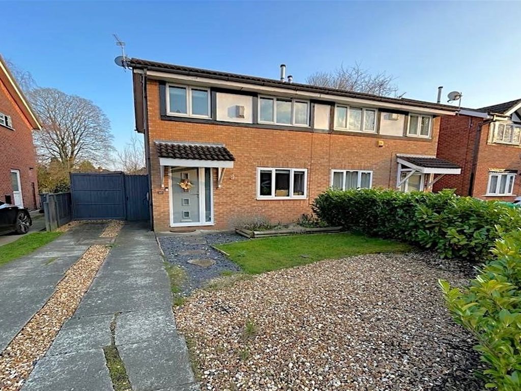 3 bed semidetached house for sale in Francis Road, Withington