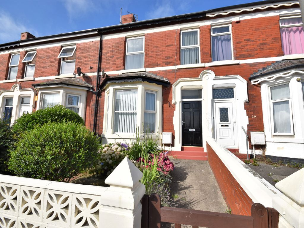 4 bed terraced house to rent in Egerton Road, Blackpool FY1, £775 pcm Zoopla