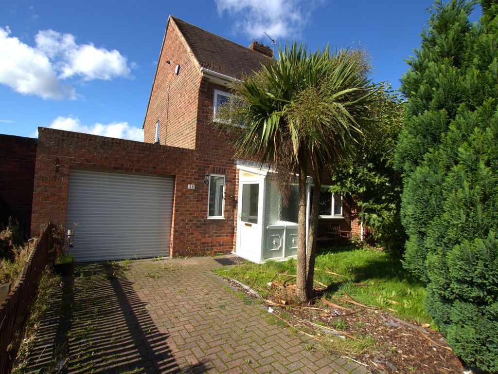 3 bed property for sale in Hough Crescent, Thornaby, StocktonOnTees TS17, £110,000 Zoopla