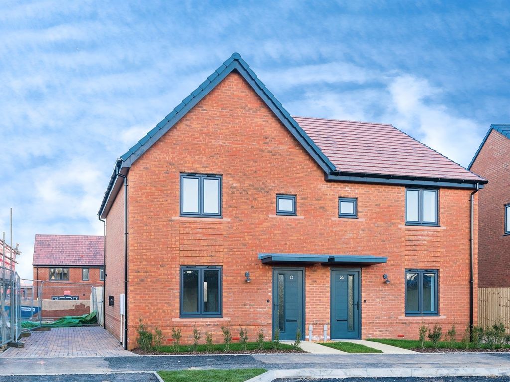 2 bed semidetached house for sale in Bingham Turner Way, Shrivenham