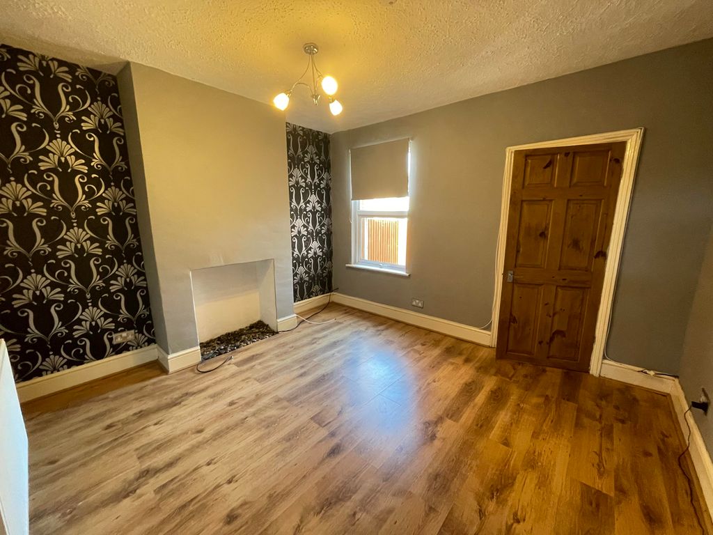 2 bed property to rent in Margetts Road, Kempston, Bedford MK42 Zoopla